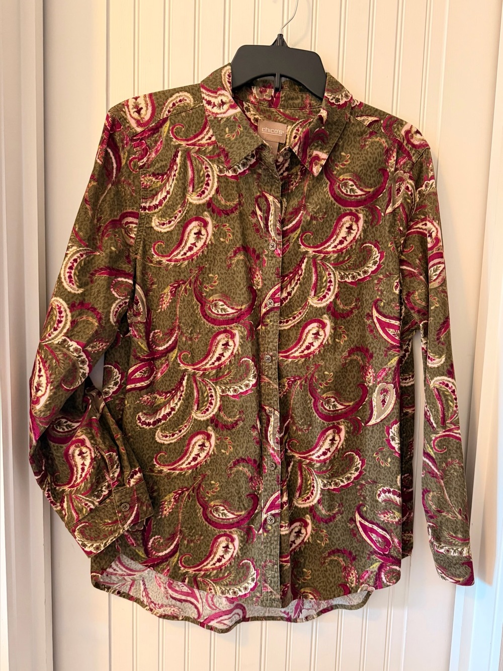 Chico's size 2. Olive & Fuchsia Paisley Cotton corduroy Button-Down Shirt